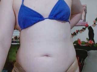 average-girl's CamSoda show and profile