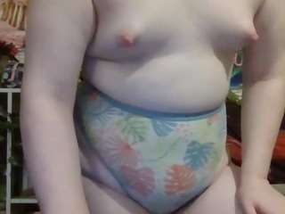 average-girl live cam preview