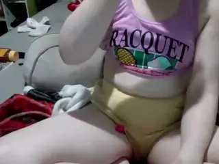 average-girl's Live Sex Cam Show