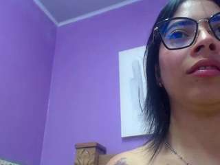 crystal-wallss webcam