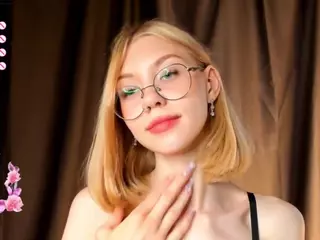 Doris's Live Sex Cam Show