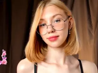 Doris's Live Sex Cam Show