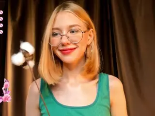 Doris's Live Sex Cam Show