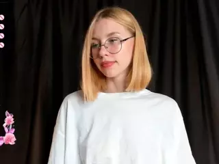 Doris's Live Sex Cam Show