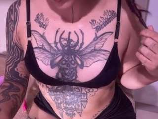 madlicia live cam profile