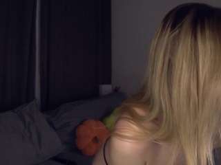 AmityAlford live webcam show