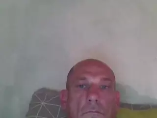 DavAssF's Live Sex Cam Show