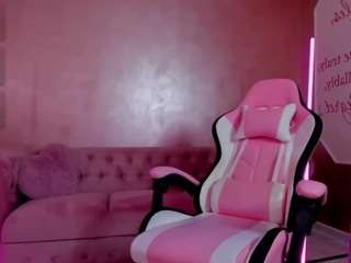evanew Live Webcam on CamSoda