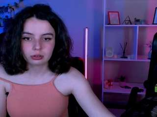 karla-pink
