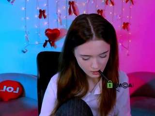 karla-pink