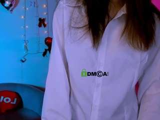 karla-pink