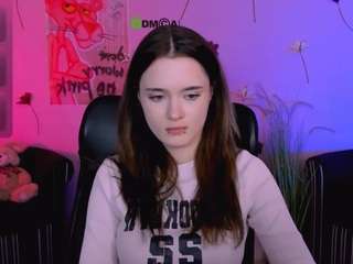 karla-pink