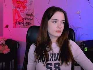 karla-pink