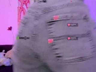 karla-pink