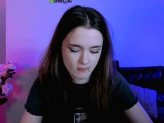 karla-pink