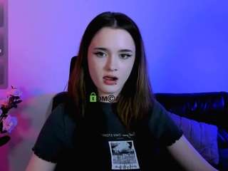 karla-pink