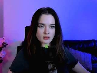 karla-pink