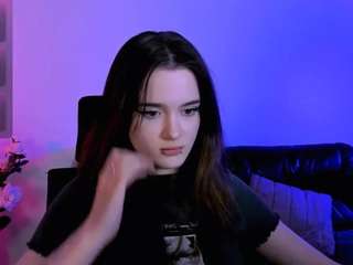 karla-pink