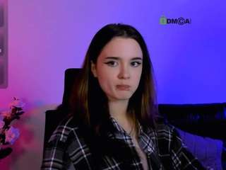 karla-pink