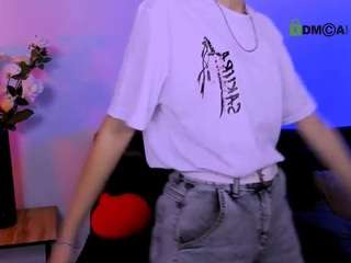 karla-pink