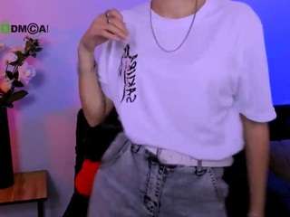 karla-pink