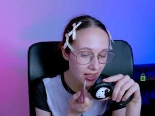 karla-pink