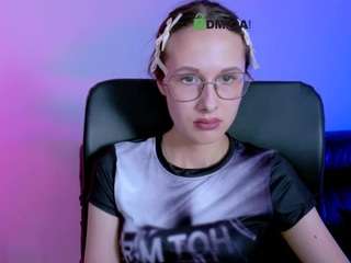 karla-pink