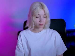 karla-pink