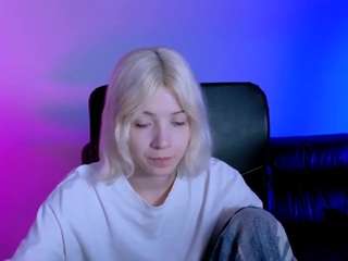 karla-pink