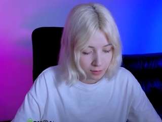 karla-pink