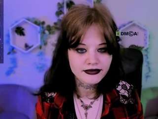 karla-pink