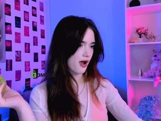 karla-pink