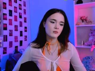 karla-pink