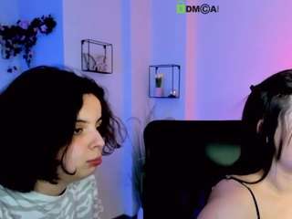 karla-pink