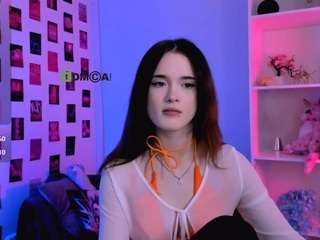 karla-pink