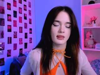 karla-pink