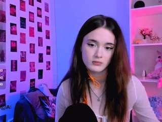karla-pink