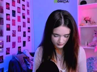 karla-pink
