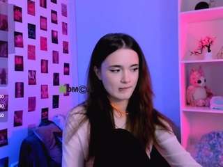 karla-pink
