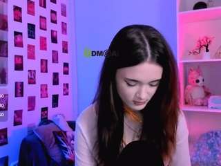 karla-pink