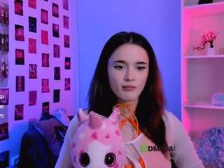 karla-pink