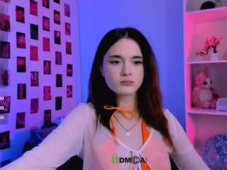 karla-pink