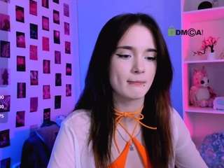karla-pink