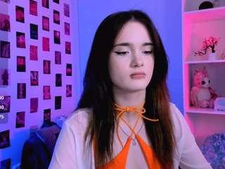 karla-pink