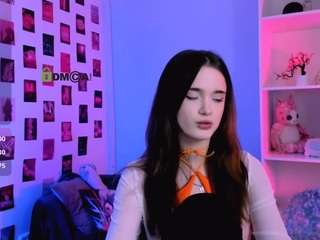 karla-pink