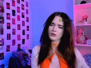 karla-pink