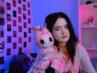 karla-pink