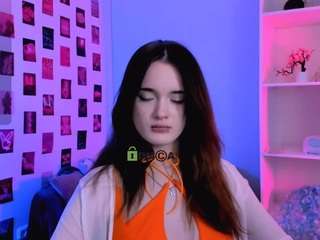 karla-pink