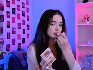 karla-pink