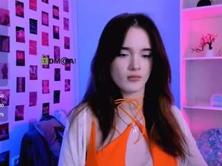 karla-pink